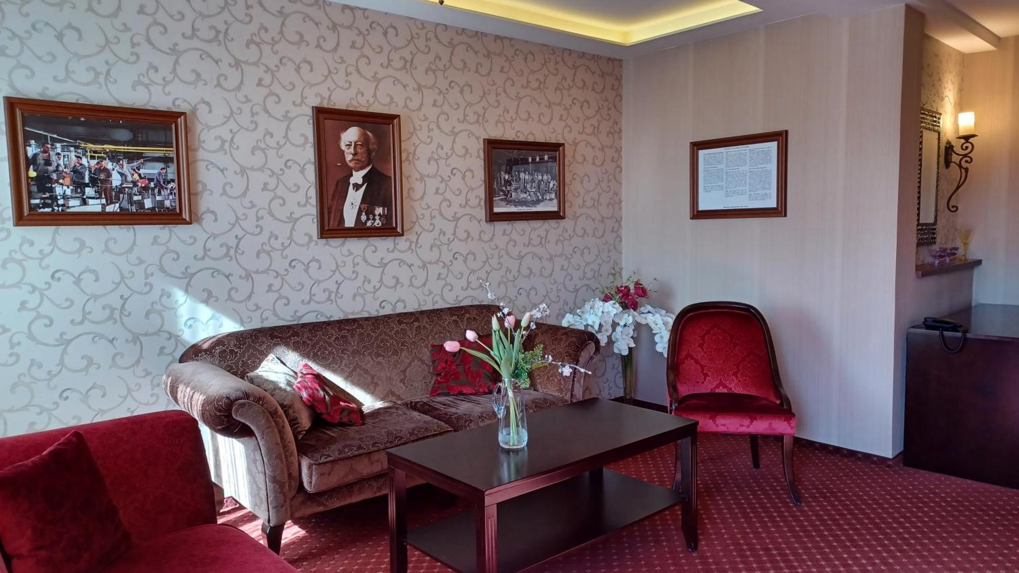 Hotel Dvorana Karlsbad Exteriör bild