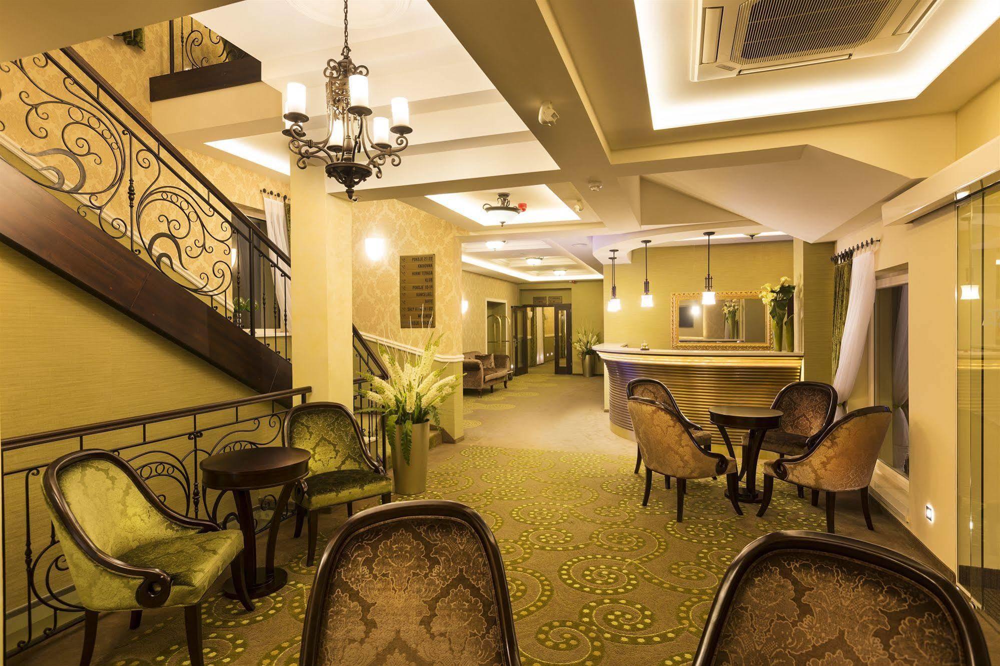 Hotel Dvorana Karlsbad Exteriör bild