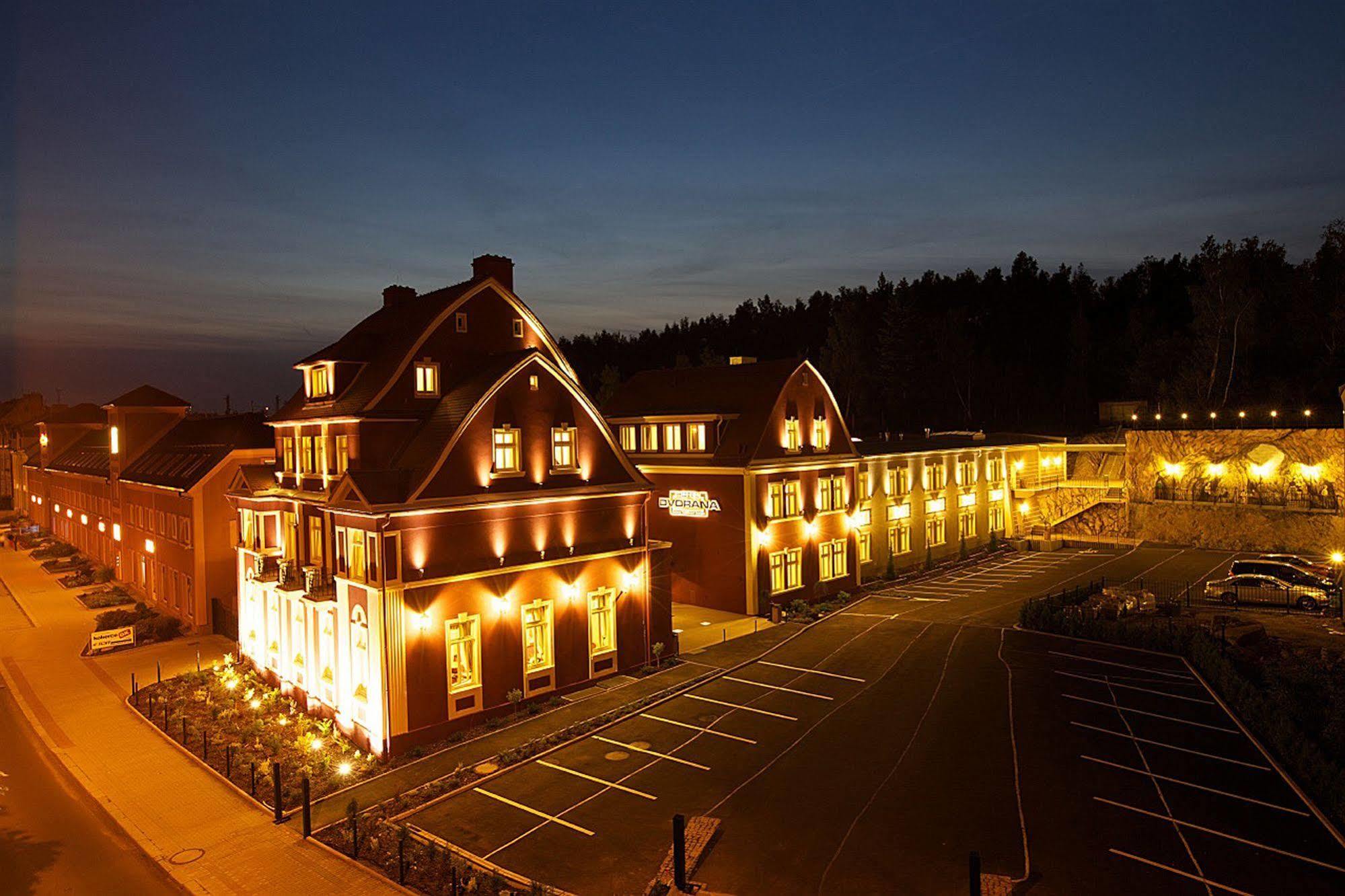 Hotel Dvorana Karlsbad Exteriör bild